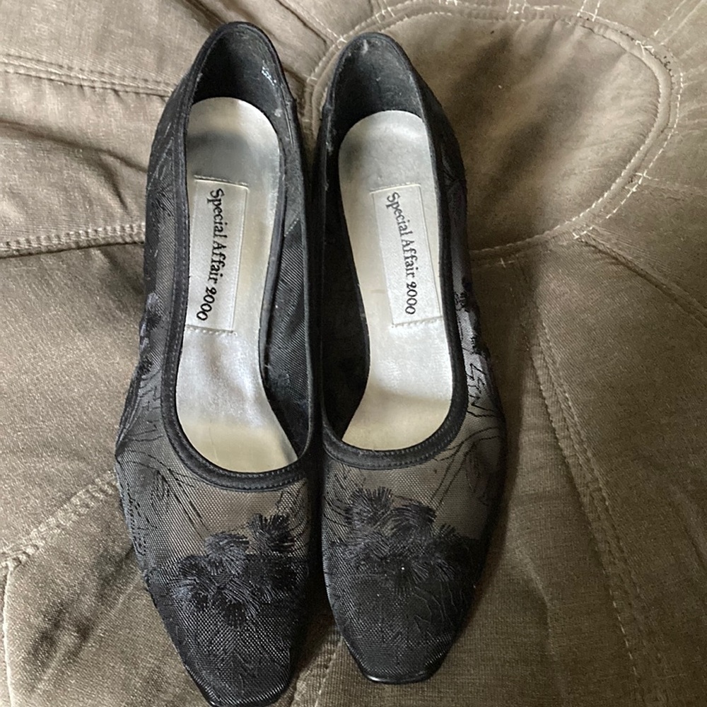 Simple Black heels
